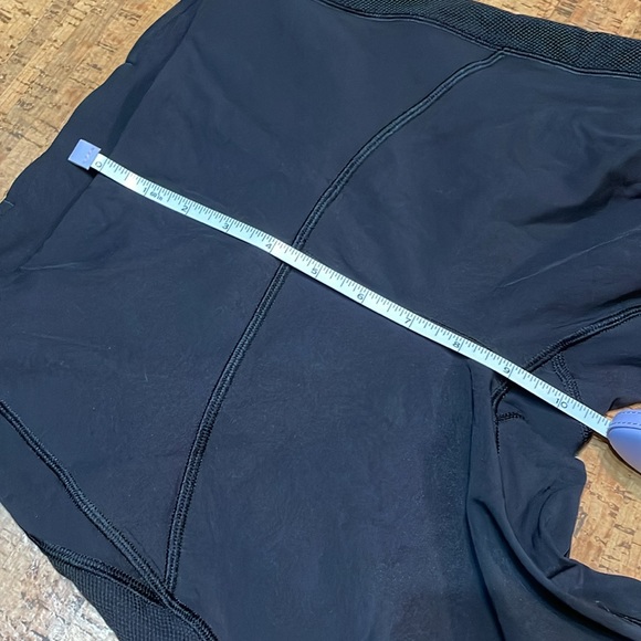 NWOT Lululemon Clear The Court Crop 21" - Picture 13 of 14